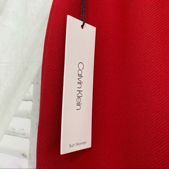 Calvin Klein Plus Bright Red Textured Suit Skirt Pencil Front Slits Festive NEW - Picture 8 of 9